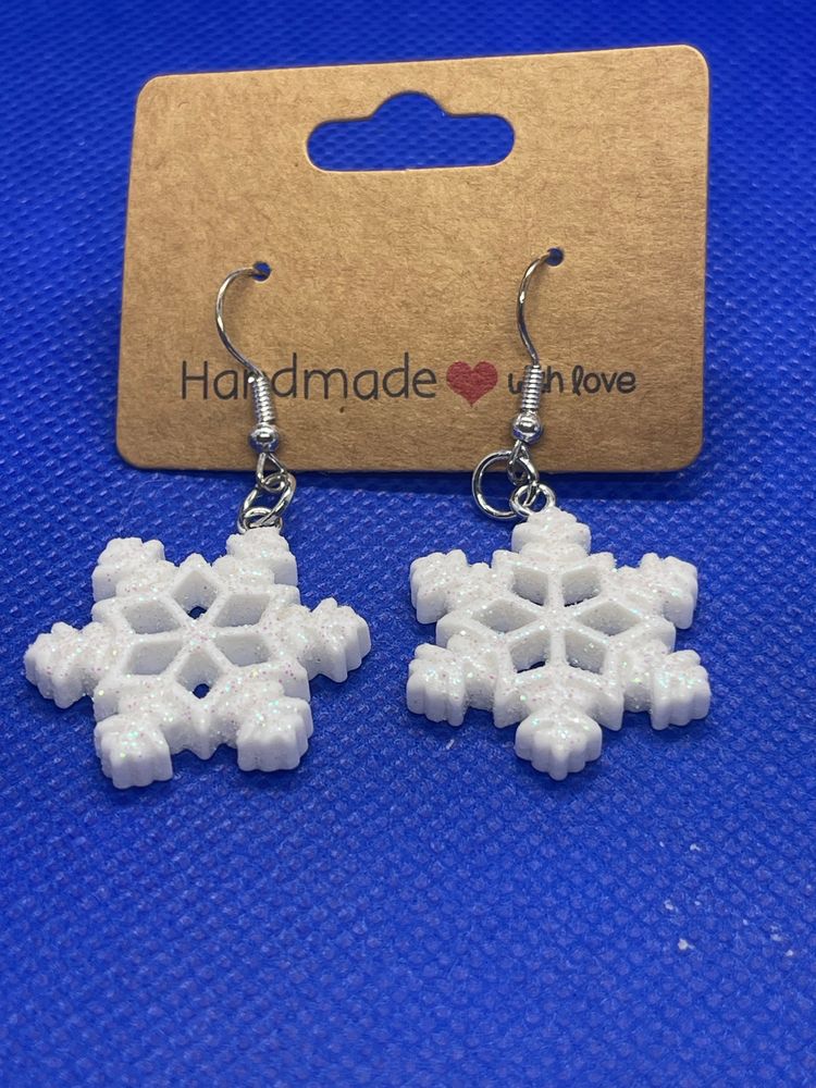 Glittering Snowflakes 