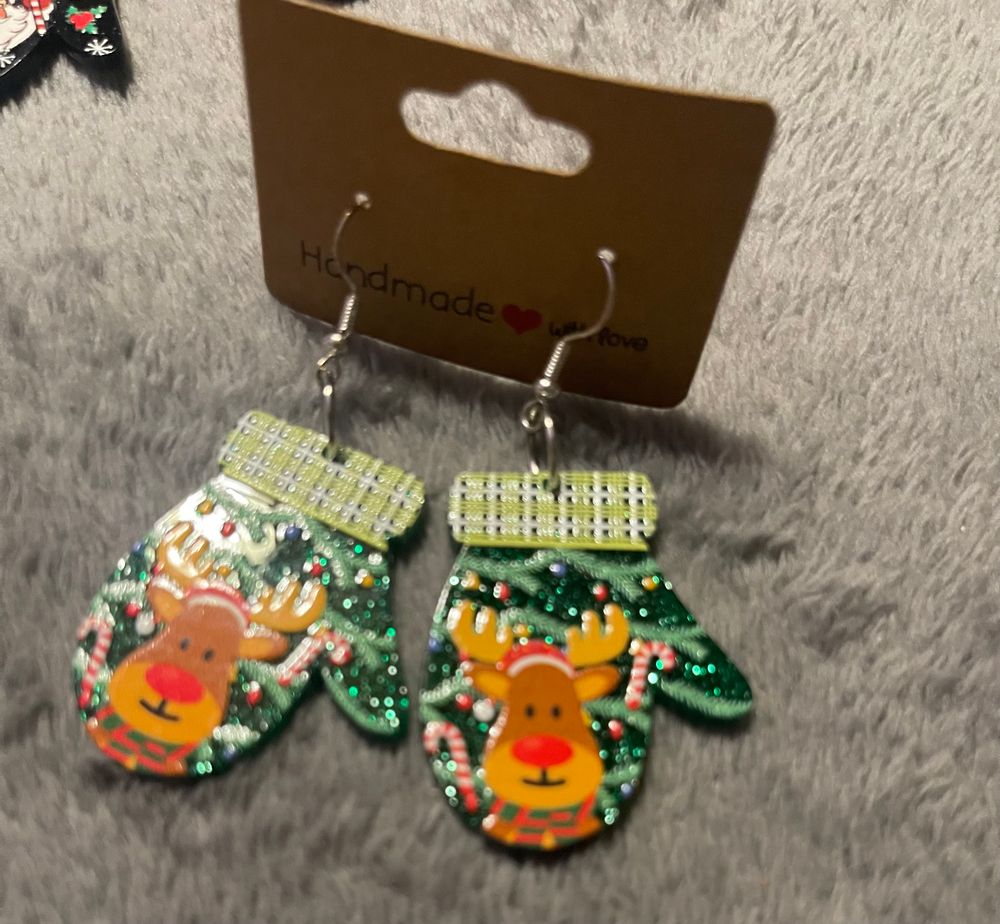 Reindeer mittens Earrings